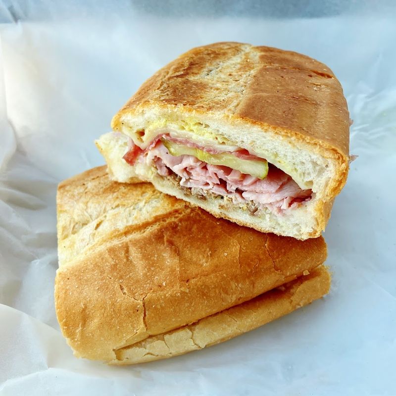 La Segunda Central Bakery