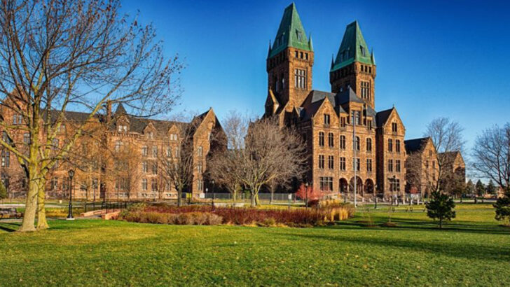 10 Upstate New York Towns I Saw On A Fall Drive And Want To Return To When I Have More Time