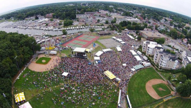 11 Connecticut Summer Festivals That Fill Coastal And River Towns With Energy