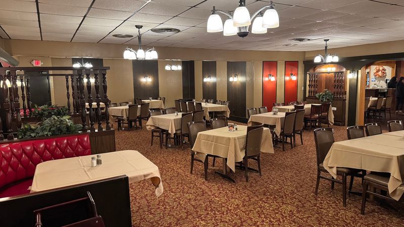 Twin Oaks Restaurant