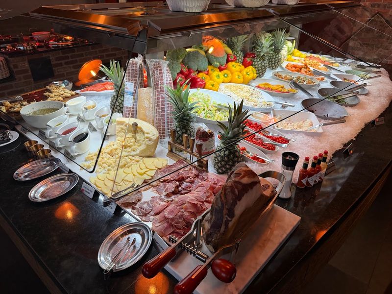 Alma Ga&uacute;cha Brazilian Steakhouse - Boston