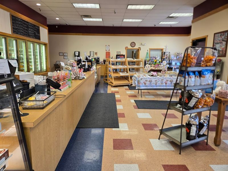 Mama Jo Homestyle Pies — Amherst, Ohio