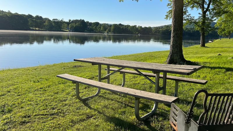 Lake Waramaug