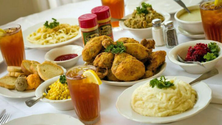 12 Michigan Restaurants That Food Lovers Put On Their Bucket Lists