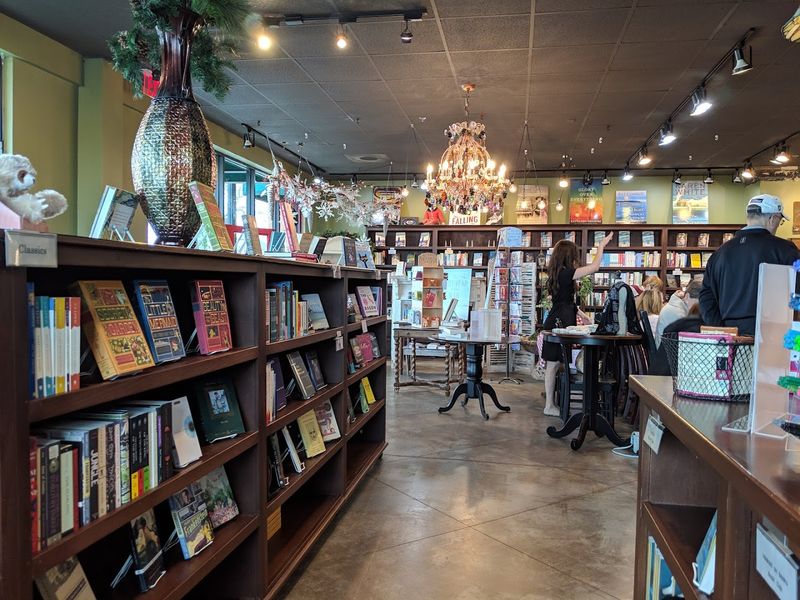 FoxTale Book Shoppe, Woodstock, Cherokee County