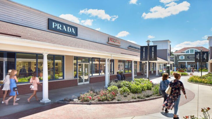 12 Upscale Massachusetts Malls Offering Designer Fashion And Premium Retail