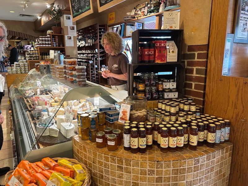 Alon's Bakery & Market, Atlanta, Fulton County