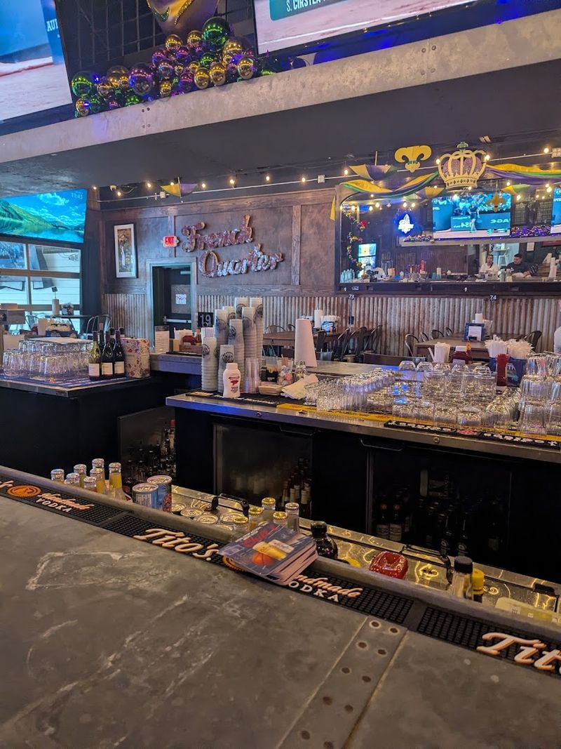 The Po'Boy Shop & Basement Bar 