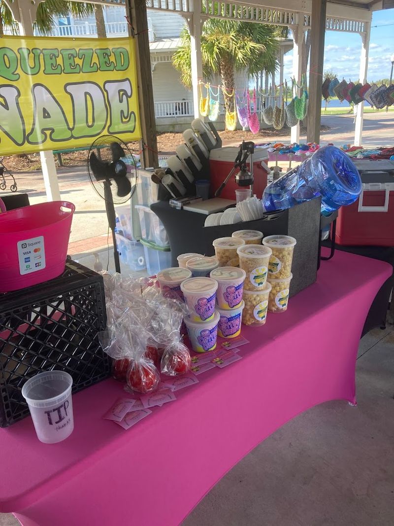 Maddi's Lemonade Stand, Brunswick