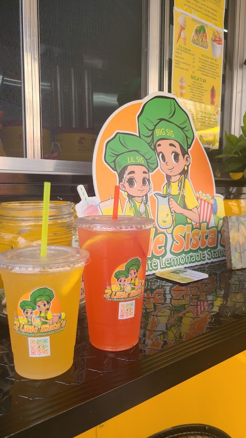 2 Little Sista's &ndash; The Ultimate Lemonade Stand, Atlanta
