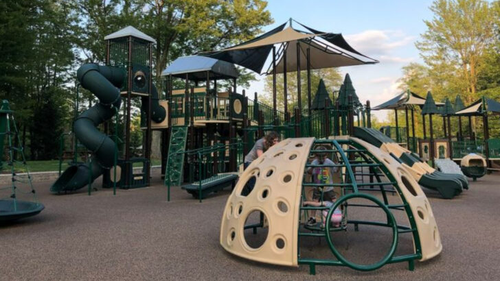 13 Huge Playgrounds Across Ohio That Kids Never Get Tired Of