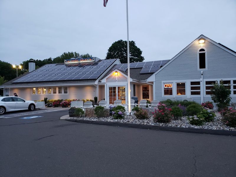 Lenny & Joe's Fish Tale (Madison & Westbrook)