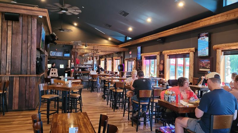 The Log Cabin &mdash; Leola