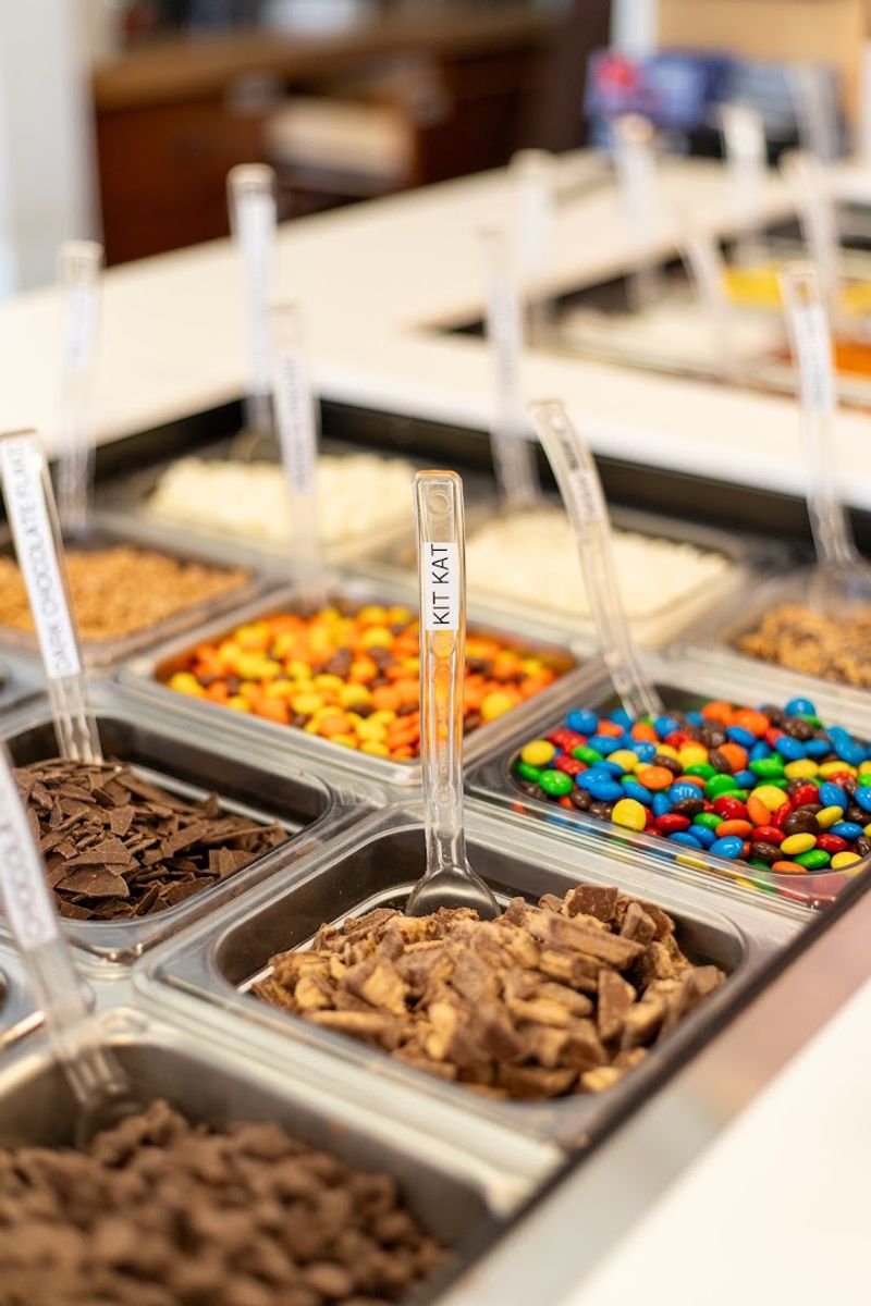 CherryBerry Yogurt Bar – Virginia