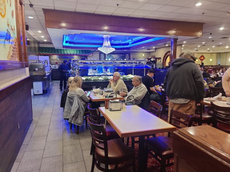 Great Moon Buffet (West St. Paul)