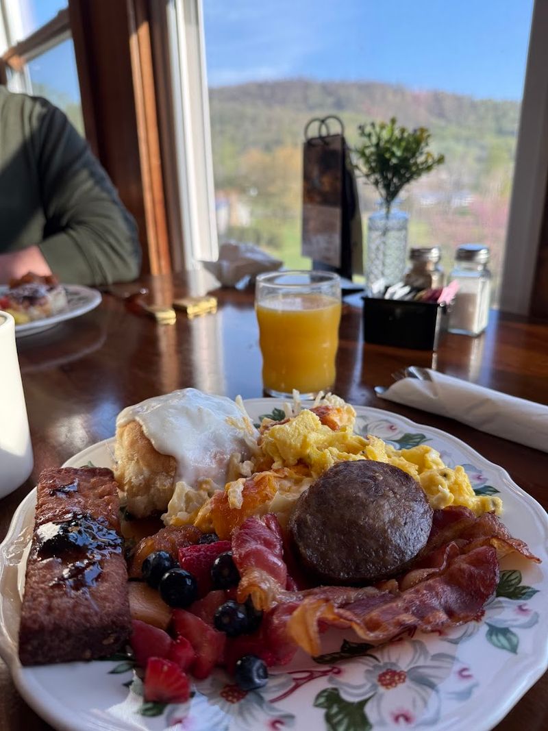 The Restaurant Delivers Comfort Food With Serious Staying Power