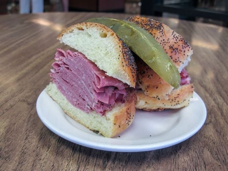 The Reuben That Keeps People Coming Back