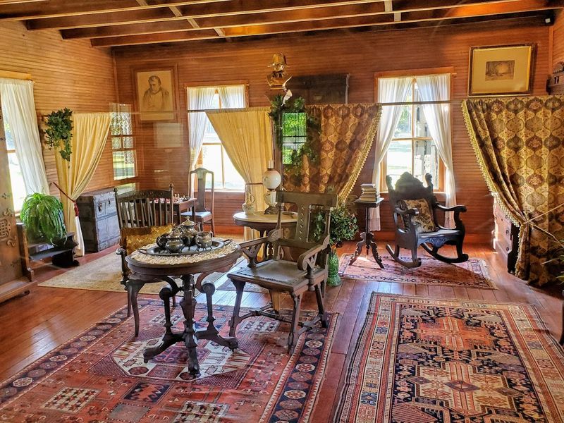 Historic Homes And Everyday Spaces