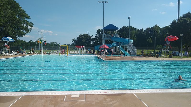 Veterans Park Pool & Waterslide 