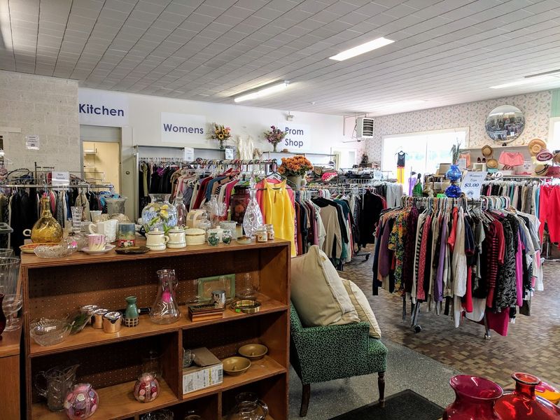COMO Thrift Shop - Stonington Borough