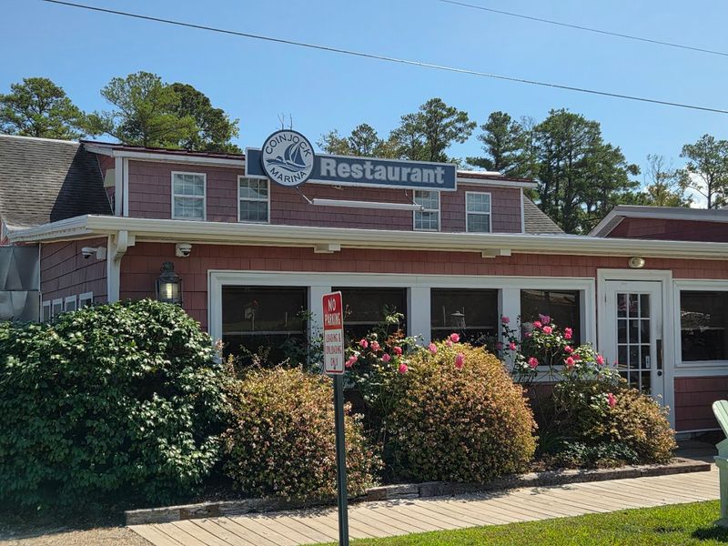 Coinjock Marina Restaurant