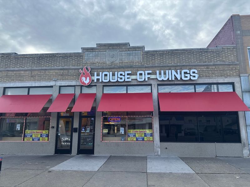 House of Wings (Hamtramck)