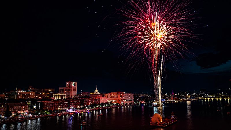 River Street (Savannah Riverfront)