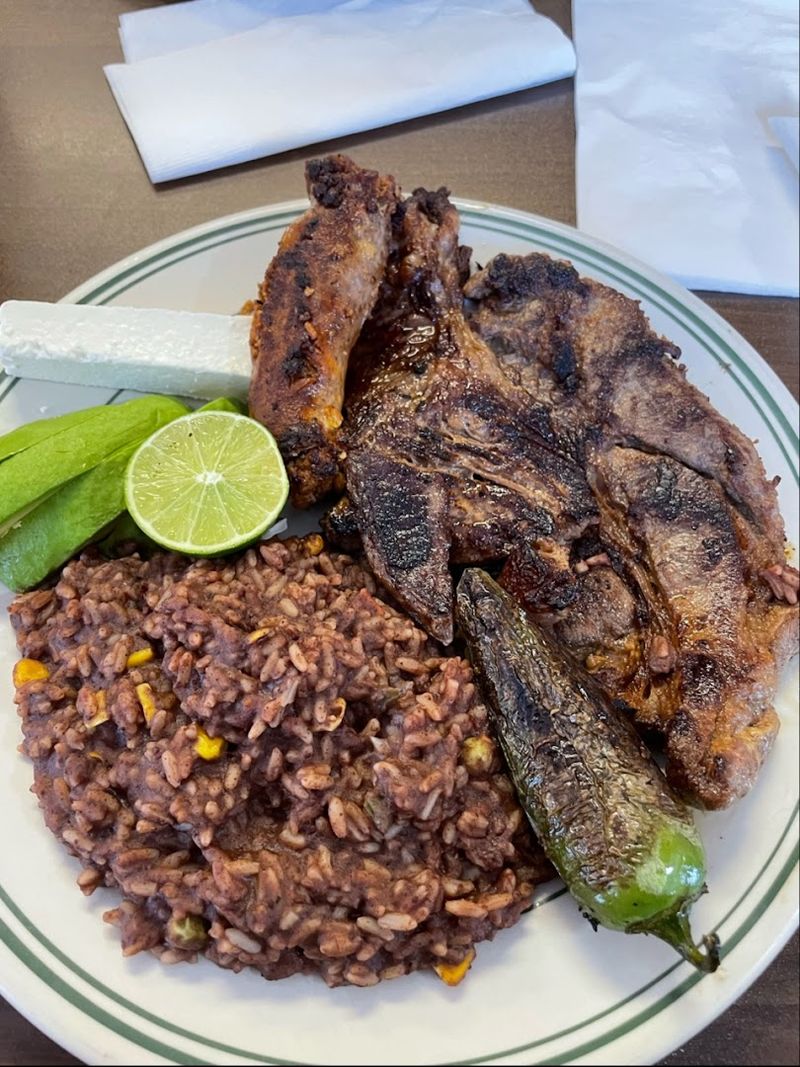 Pupuseria La Bendicion &mdash; Cleveland