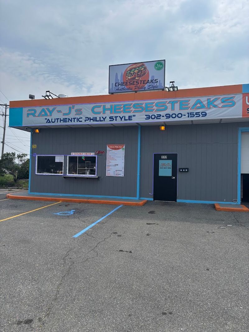 Ray-J's Cheesesteaks (New Castle)