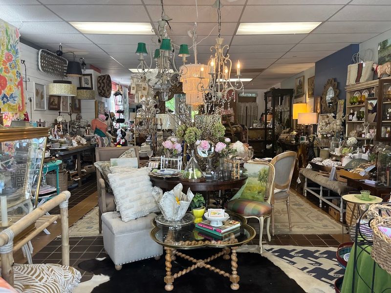 Pride of Dixie Antique Market, Norcross, Gwinnett County