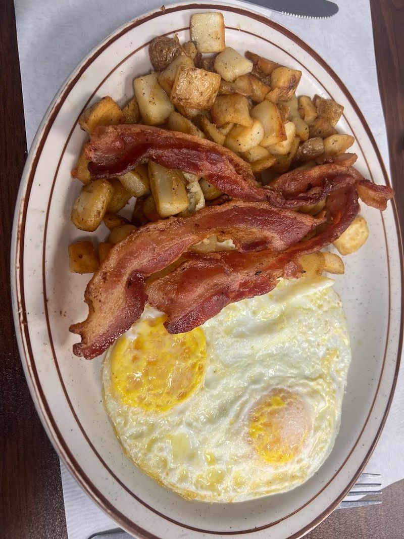 Breakfast Comes First, Pie Comes After