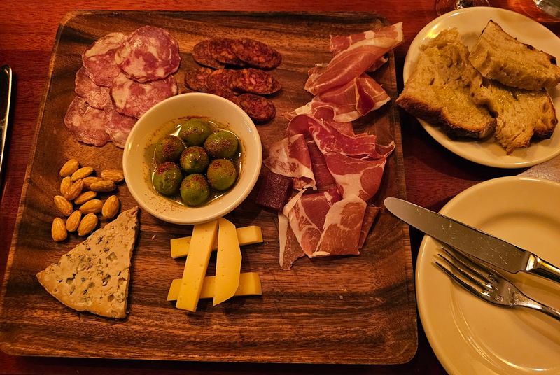 Oloroso — Philadelphia, PA