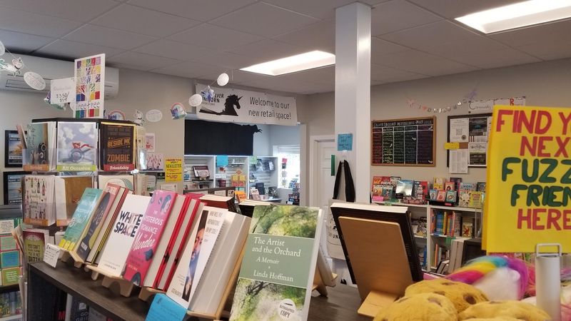 The Silver Unicorn Bookstore 
