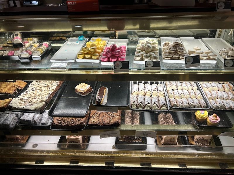 Michael Angelo's Bakery &mdash; Broadview Heights