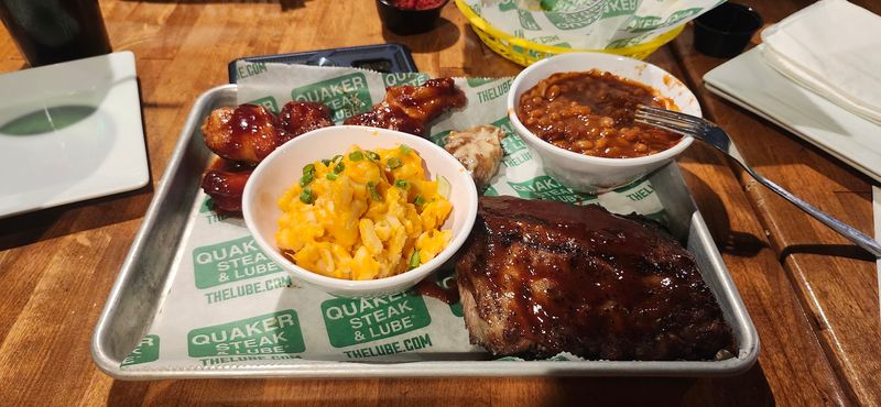 Quaker Steak & Lube - Sharon, Mercer County