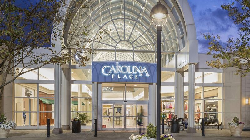 Carolina Place Mall