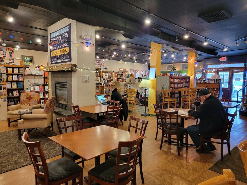 The Book Nook & Java Shop - Montague