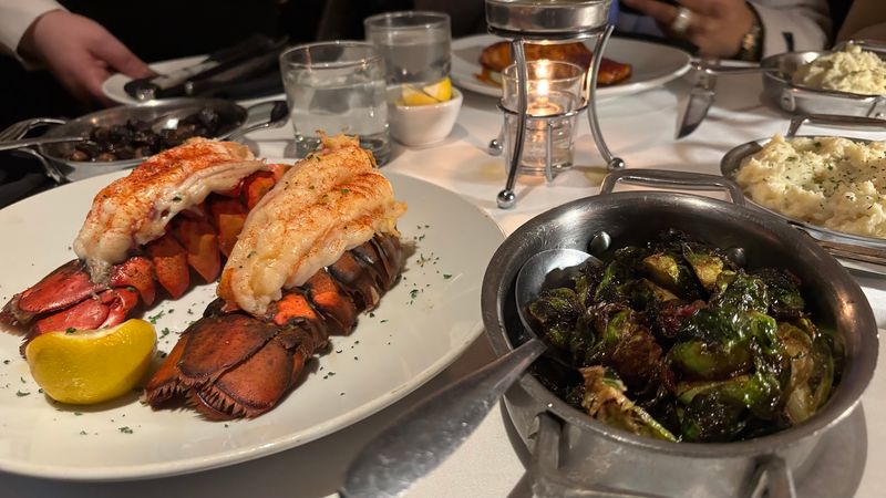Fleming's Prime Steakhouse & Wine Bar, West Hartford, Hartford County
