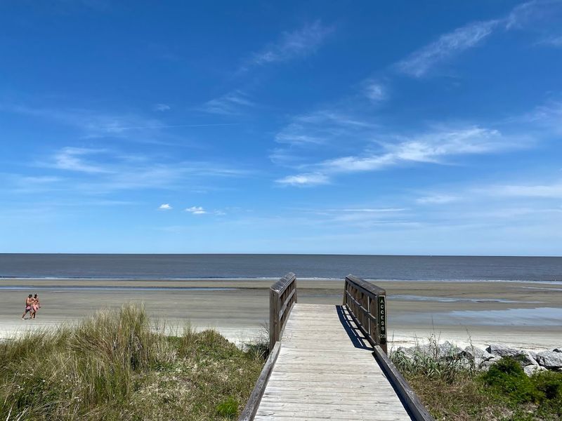Jekyll Island &mdash; Relaxed Beaches And Family Bike Rides
