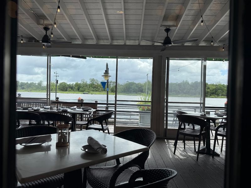 River 128 Restaurant