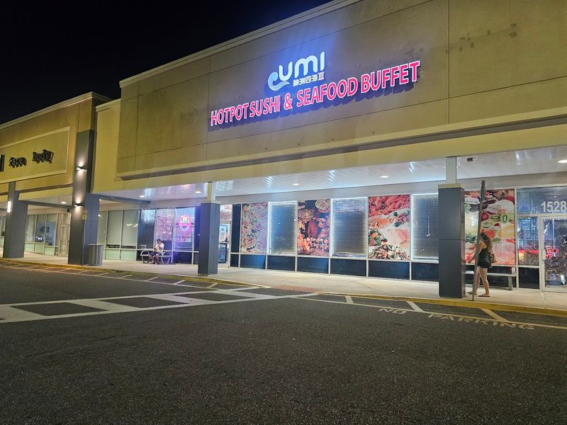 Umi Sushi & Seafood Buffet -Brandon FL — Brandon