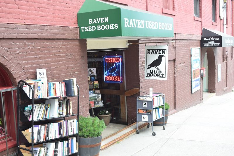 Raven Used Books 
