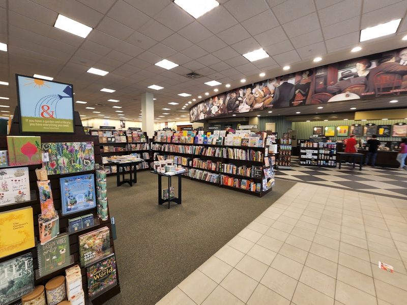 Walls of Books, Cumming, Forsyth County
