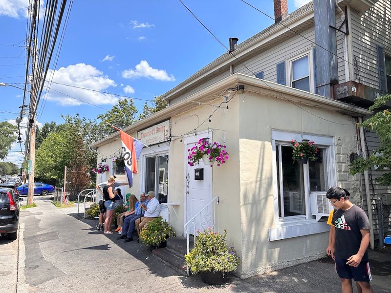Taqueria El Amigo (Waltham)