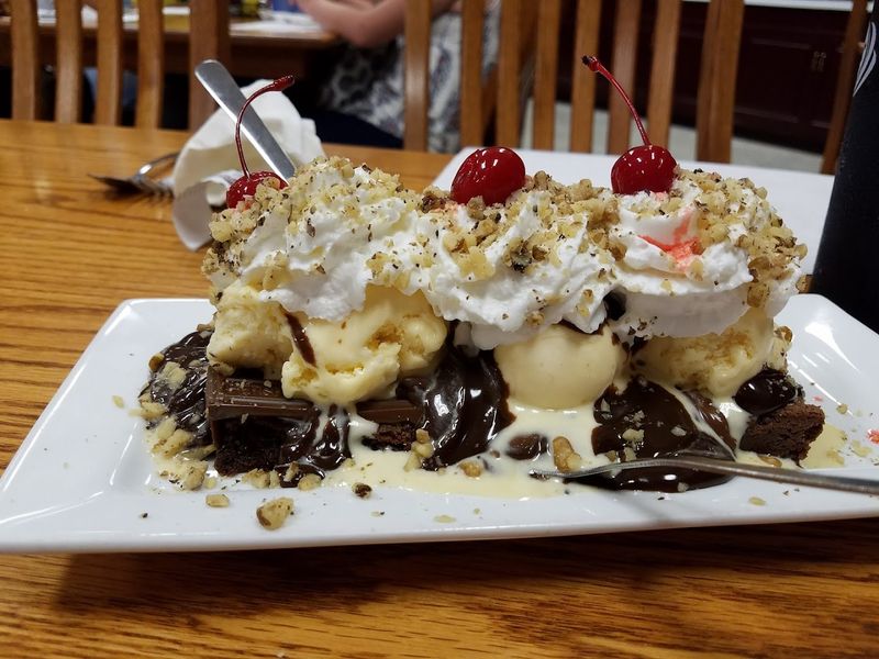 Gourmet Delights and Irresistible Homemade Fudge