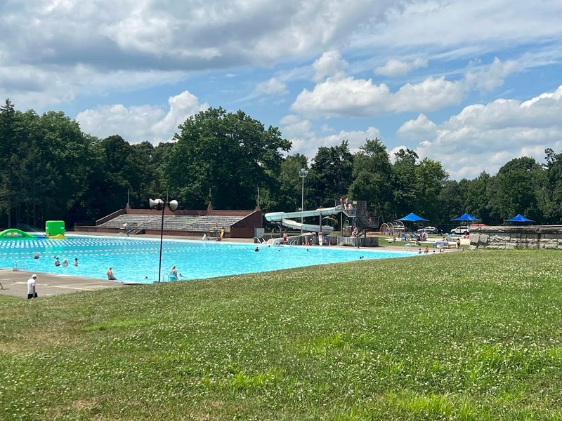 North Park Swimming Pool - Gibsonia