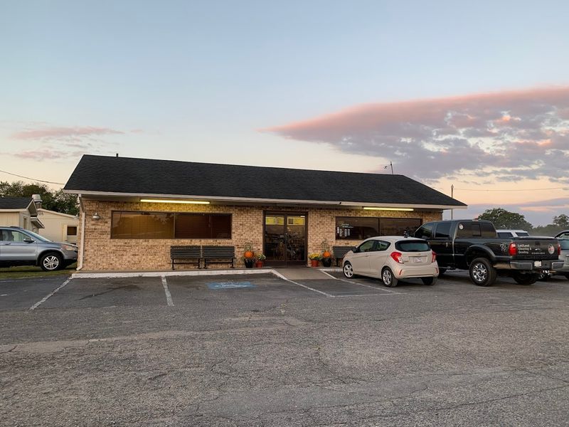 Ken's Grill & Barbecue - La Grange