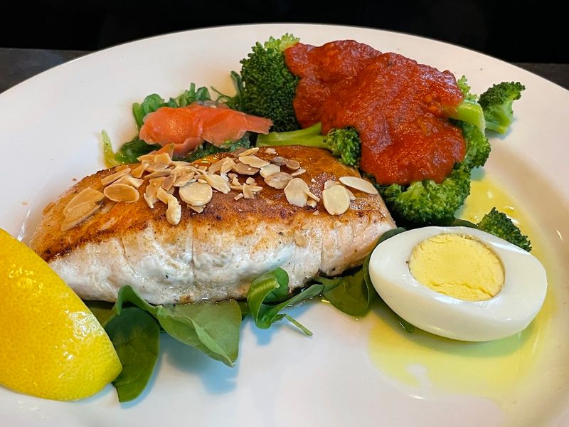 Black Pelican Seafood Company (Greenbrier)