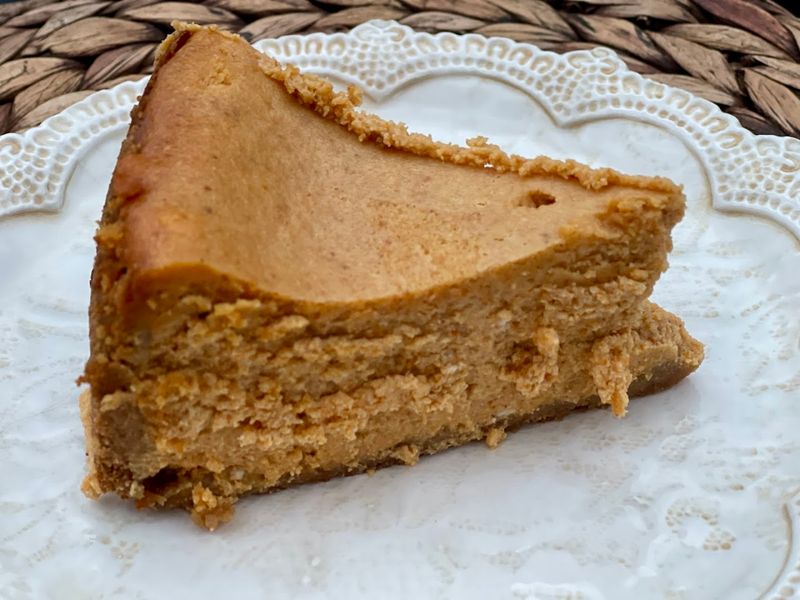 Mommom’s Bakery