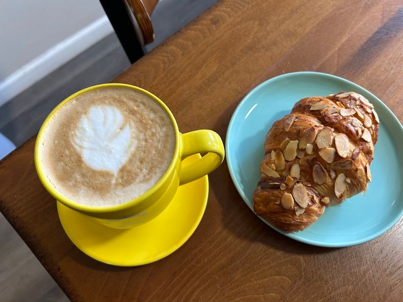 Willoughby's Coffee and Tea, New Haven, New Haven